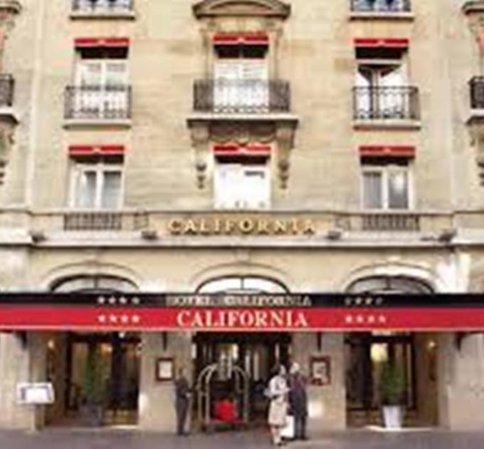 Hotel California Champs Elysees Paris