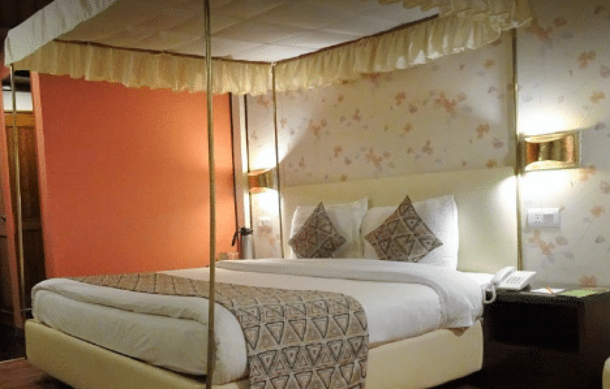 Honeymoon Inn Super Deluxe Room