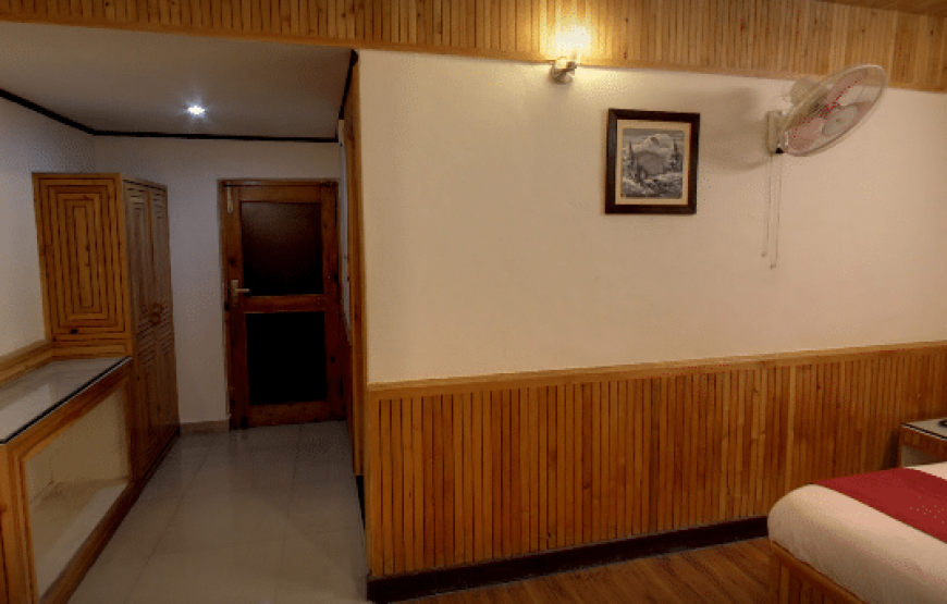 Hotel Himgiri Manali