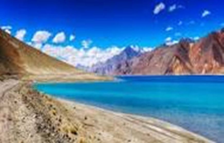 Ladakh Tour Package From Delhi 7 Days 6 Nights | Leh Nubra Pangong Group Tour