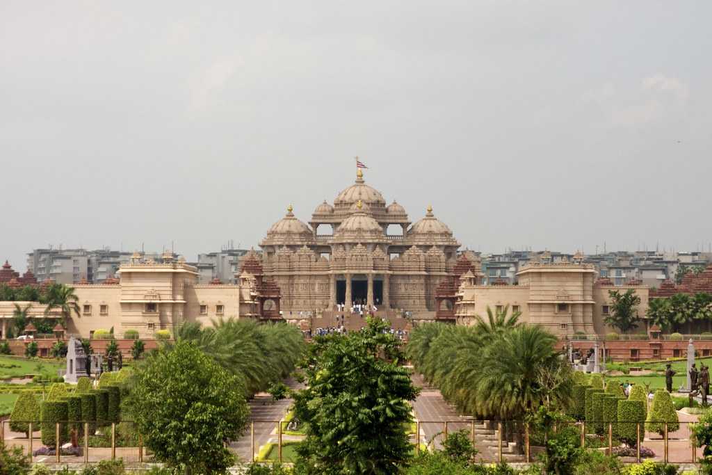 Delhi Temple Tour