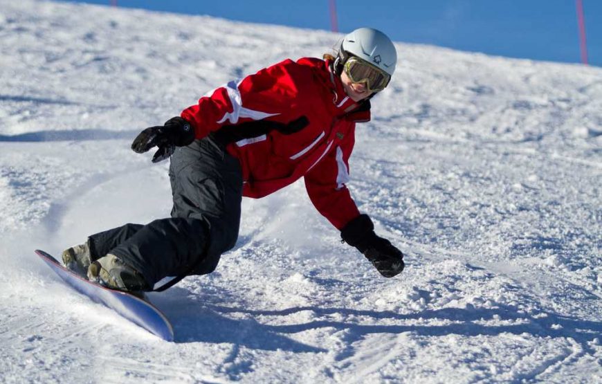 Solang Valley Snowboarding In manali