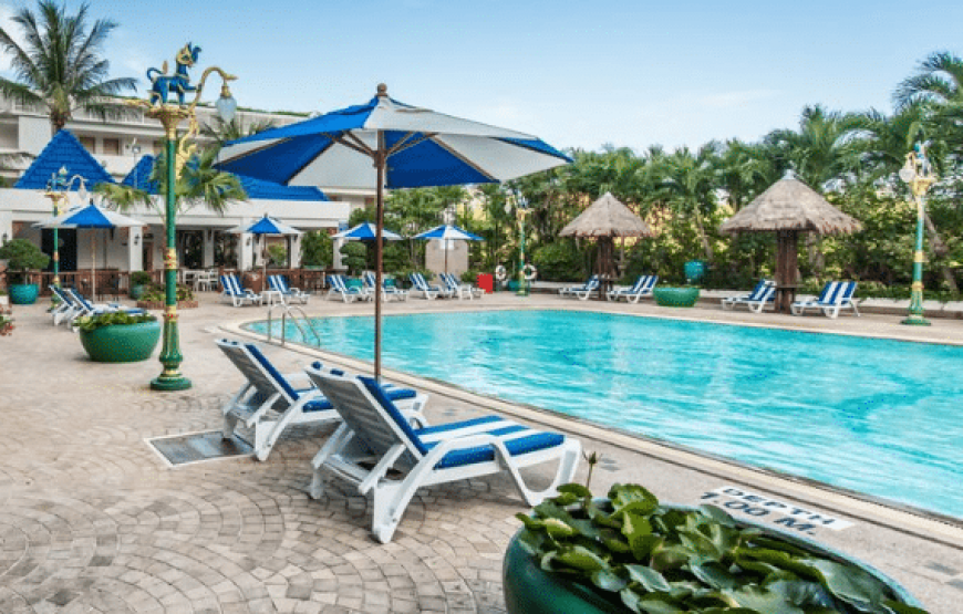 Andaman Beach Suites Hotel in Patong, Phuket
