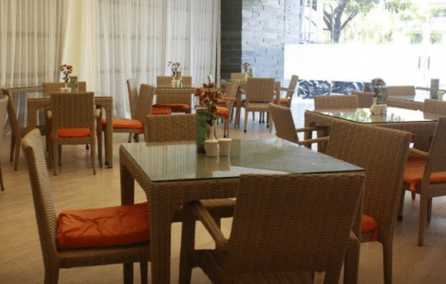 100 Sunset Hotel Managed by Eagle Eyes in Kuta (Bali)