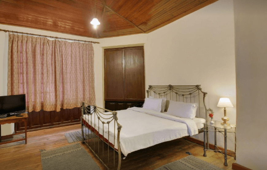 Chevron Fairhavens Emperor Suite Room