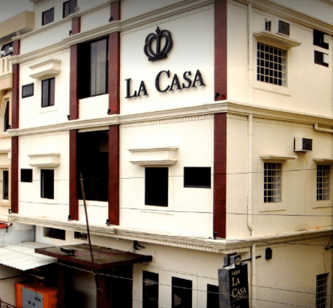 Hotel La Casa in Haridwar