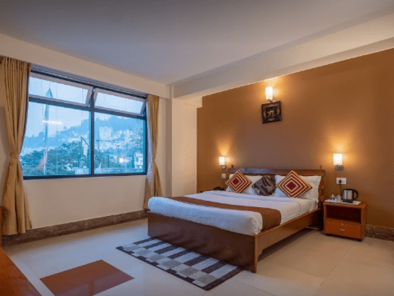Juniper Tree Royal Room