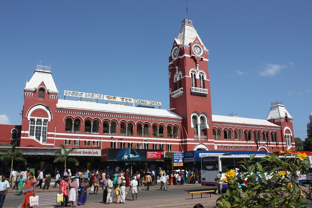 Day 01 : Chennai Airport - Hotel